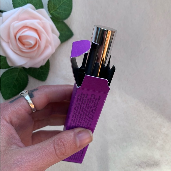 BNIB Chantecaille Lotus 2g Lipstick - Picture 4 of 15